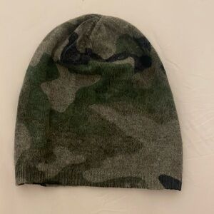 Cashmere camo beanie